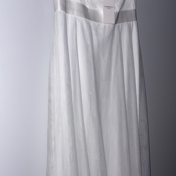 Ever Pretty White Wedding Dress with Sheer Sleeves long in length. Very pretty! - Picture 6 of 15